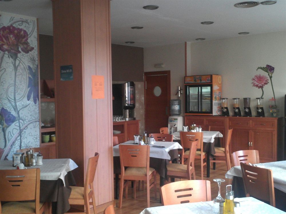 Hotel Sol Almeria Exterior photo
